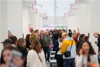 ‘Los Angeles is like a Phoenix’: Frieze gives boost to city’s artists and galleries